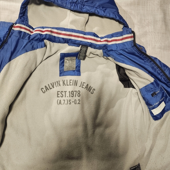 CALVIN KLEIN JEANS winter jacket size M (5/6) - Picture 5 of 6